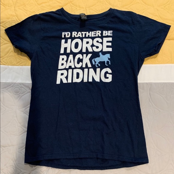 Anvil Tops - NWOT super cute r-shirt. Small. Navy